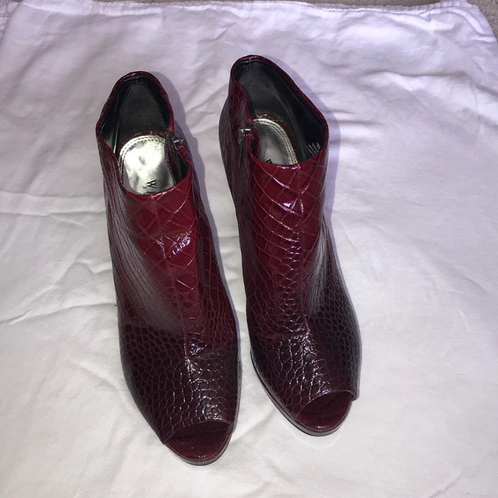 Women’s shoes